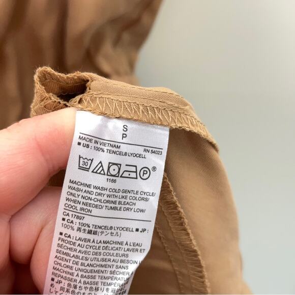 BANANA REPUBLIC Utility Romper Afternoon Latte Tan {3L5} - Picture 8 of 8